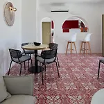 Aparthotel Santorini Hillside & Pyrgos Kallistis