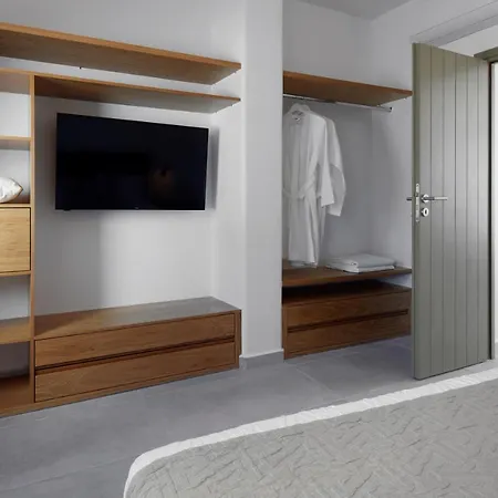 Aparthotel Santorini Hillside & Pýrgos