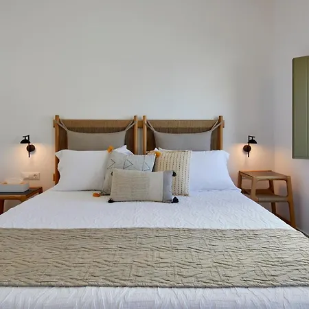 Santorini Hillside & 4*