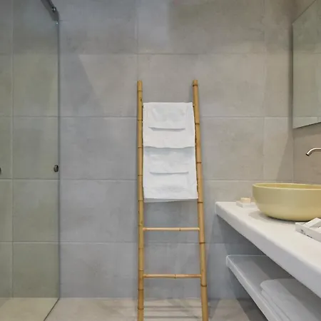 Santorini Hillside & Aparthotel