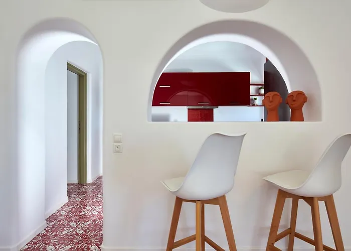 Santorini Hillside & Апарт-отель Пиргос