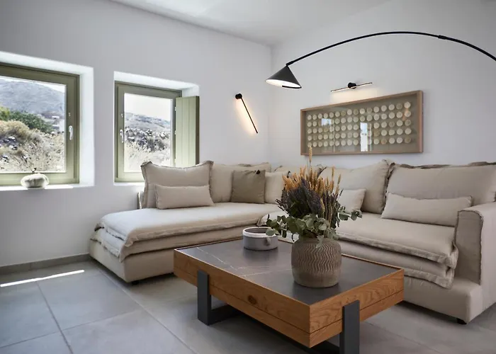 Santorini Hillside & 4* Пиргос