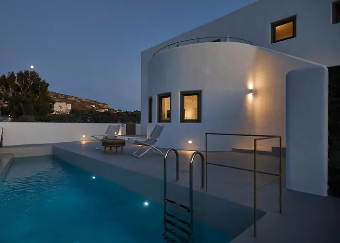 Santorini Hillside & Πύργος